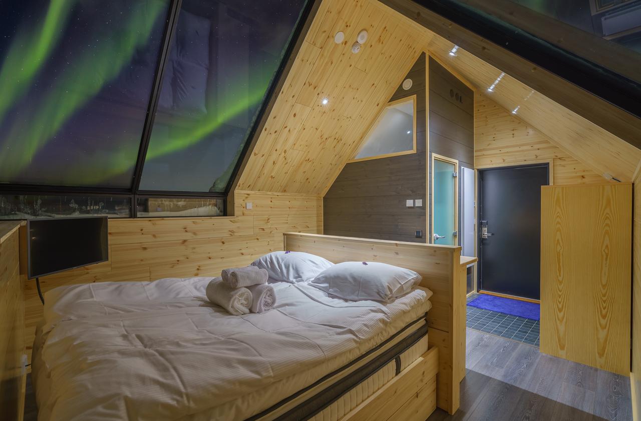 Star Arctic Hotel inside.jpg