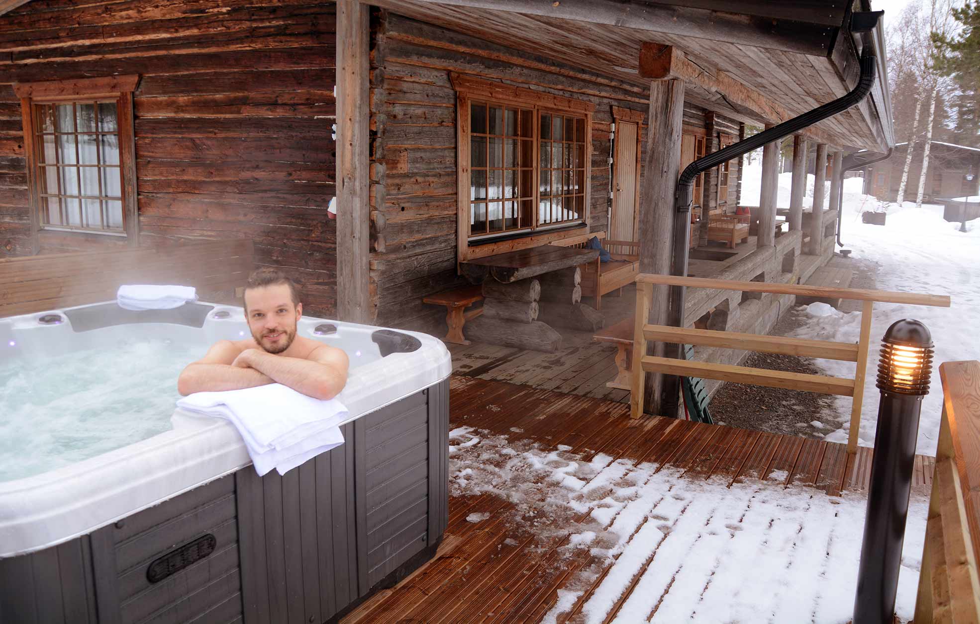 Loitsusauna poreallas talvi.jpg