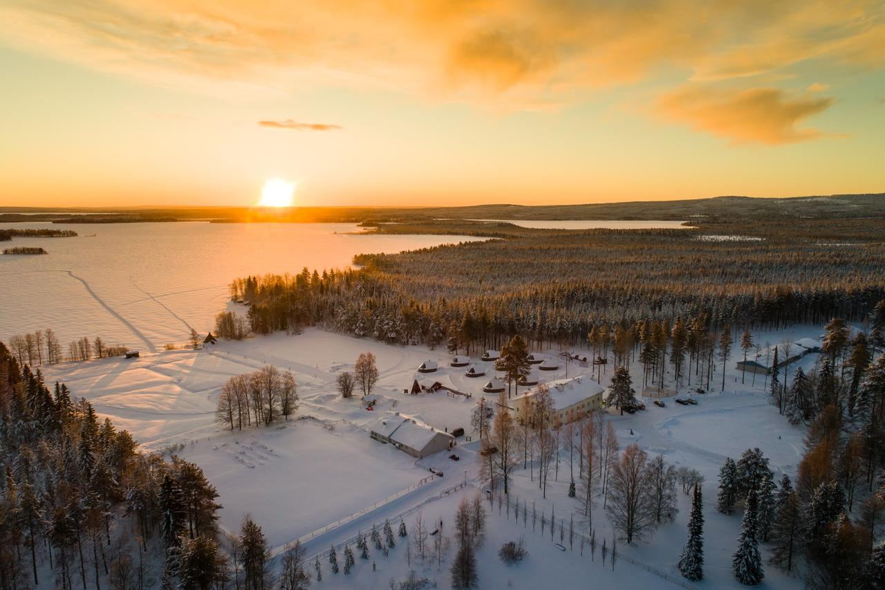 Apukka Resort outside.jpg