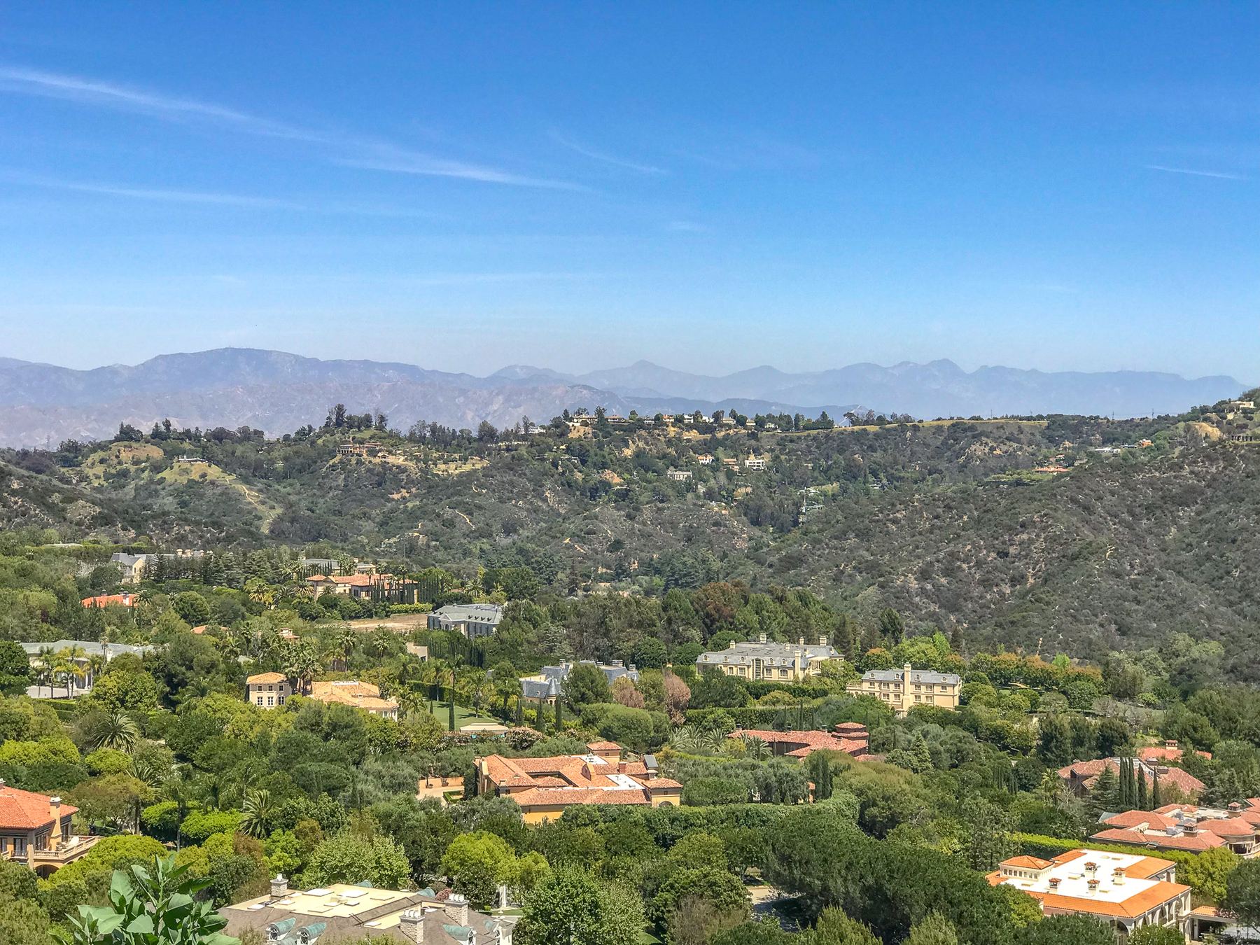 Runyon Canyon Celebrities Homes.jpg