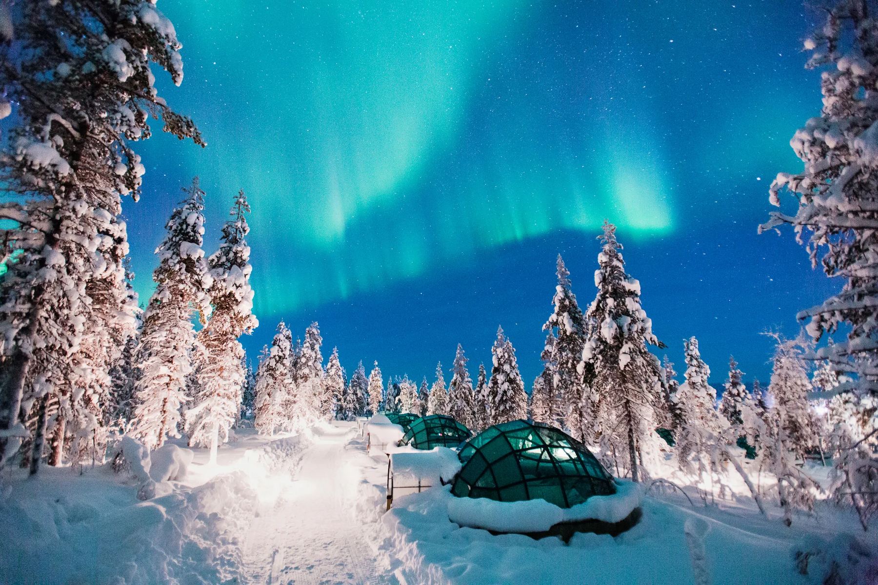 Aurora glass cabins Finland